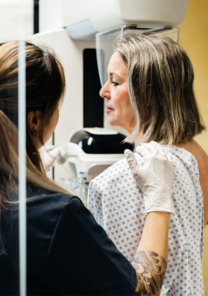 Actions contre les inégalités d'accès aux soins et promotion des spécificités de la santé des femmes.